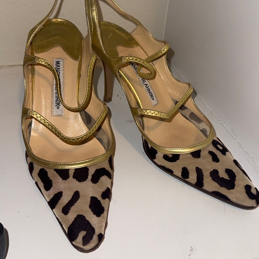 Manolo Blahnik Gold Strappy Leopard-Print Pointed Pumps